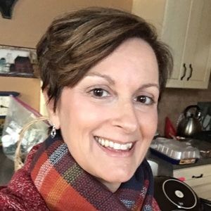 Meet your Posher, Dina